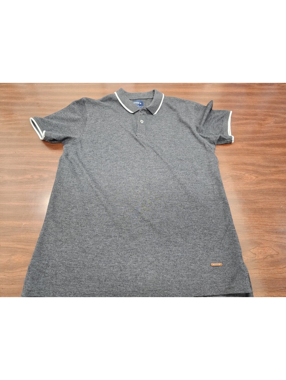 Code Casual Clothing Men's Gray Polo Shirt Size Medium Waffle Knit Tipped
